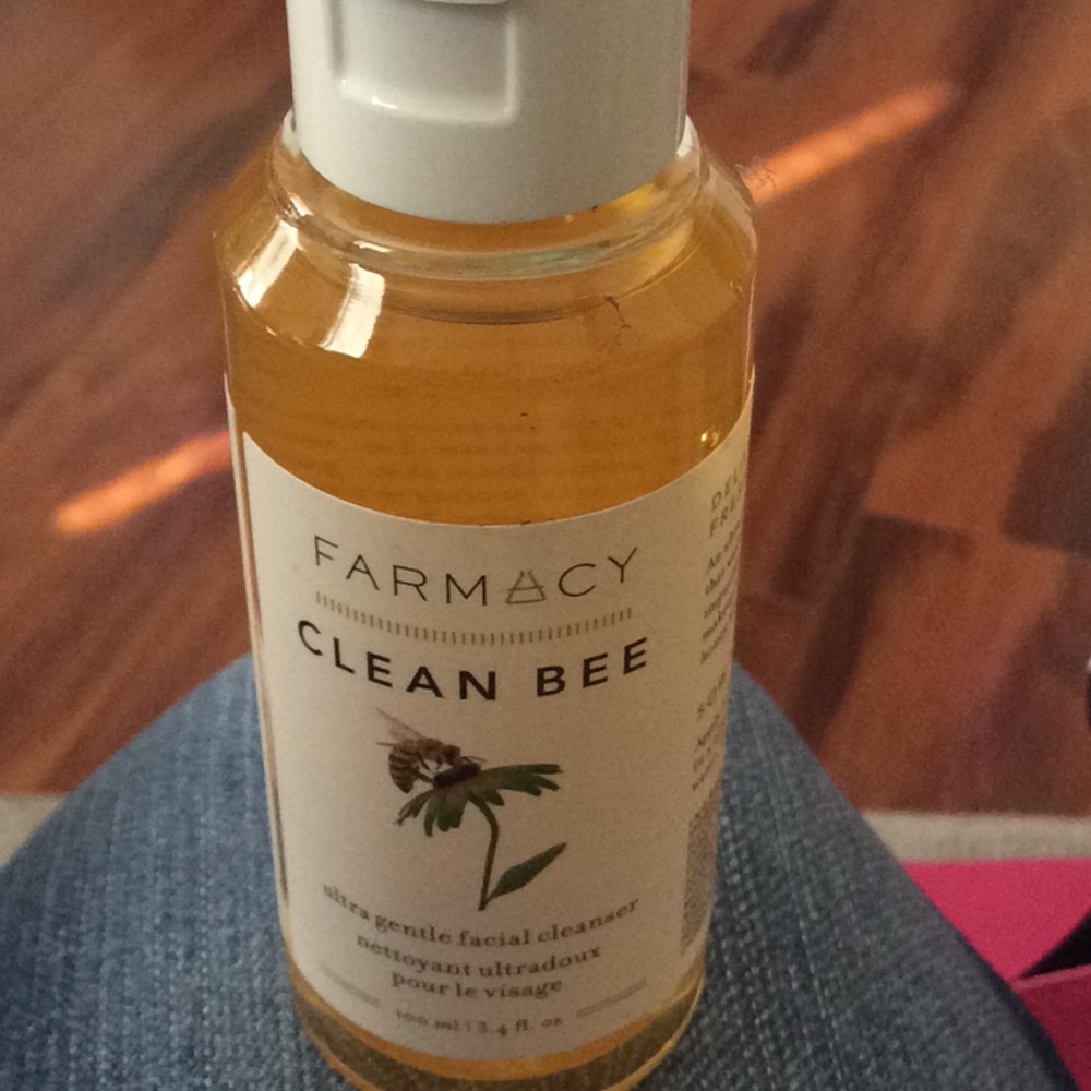 Farmacy / clean bee ultra gentle facial cleanser